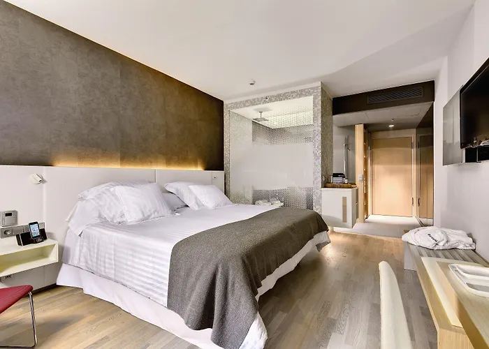 Barcelo 4*
